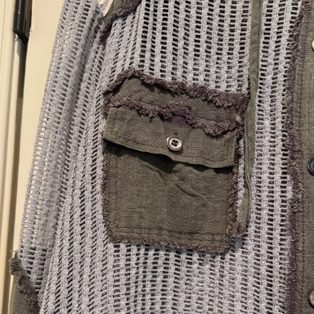 POL women’s Two-Tone crochet like Hooded Utility Jacket in Gray and Olive NWOT - Picture 3 of 16